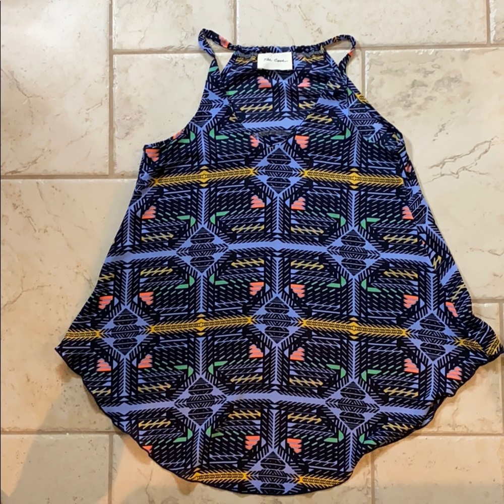 Flattering flowing tank, never worn.